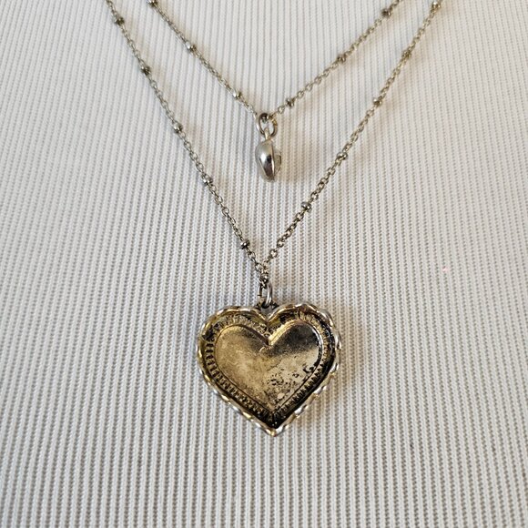 y2k McBling Girly Feminine Goth Betsey Johnson Silver Heart Pendant Necklace - Picture 3 of 8